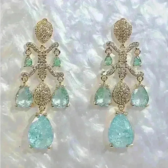 NEW-Zirconia Dangle Earrings - Sparkling Elegance and Timeless Style - Picture 1 of 4
